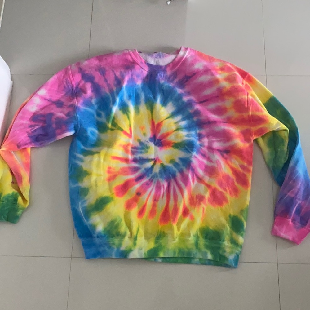 Tie dye sweatshirt size xl